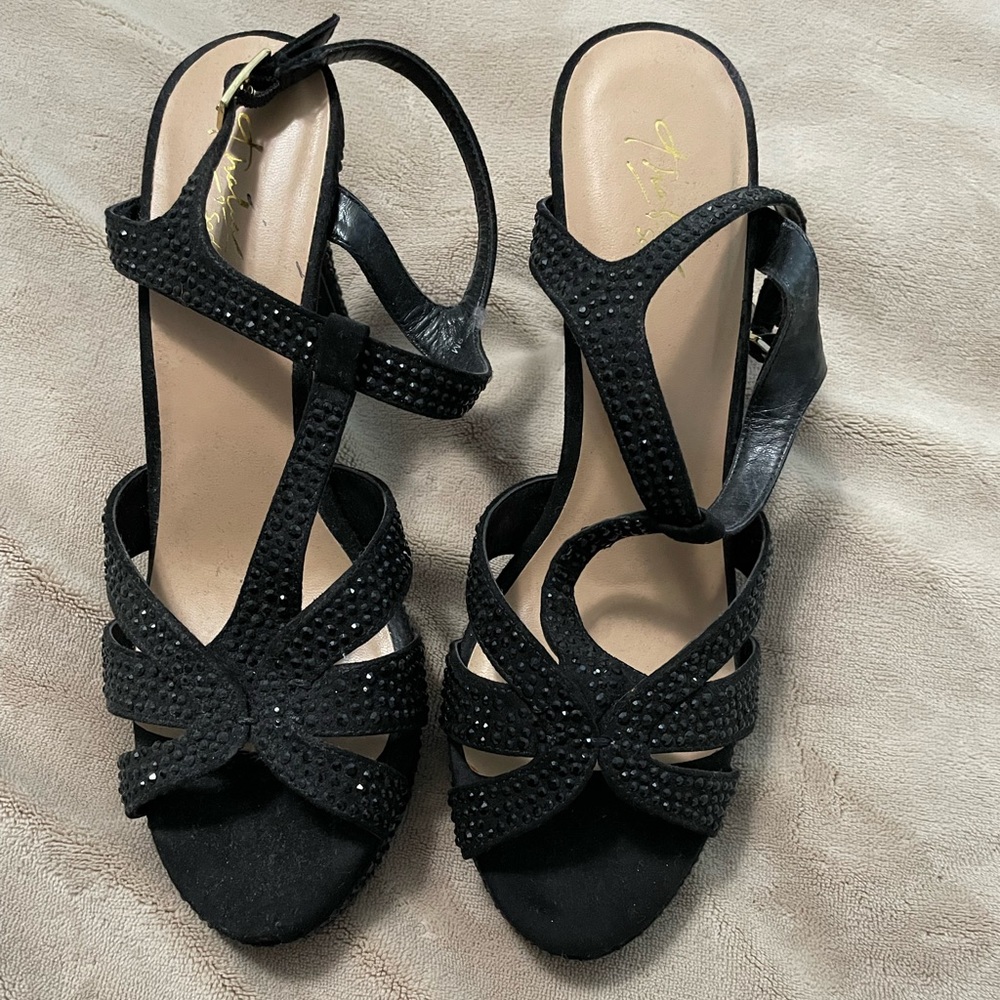 Thalia Sodi strappy platform heel